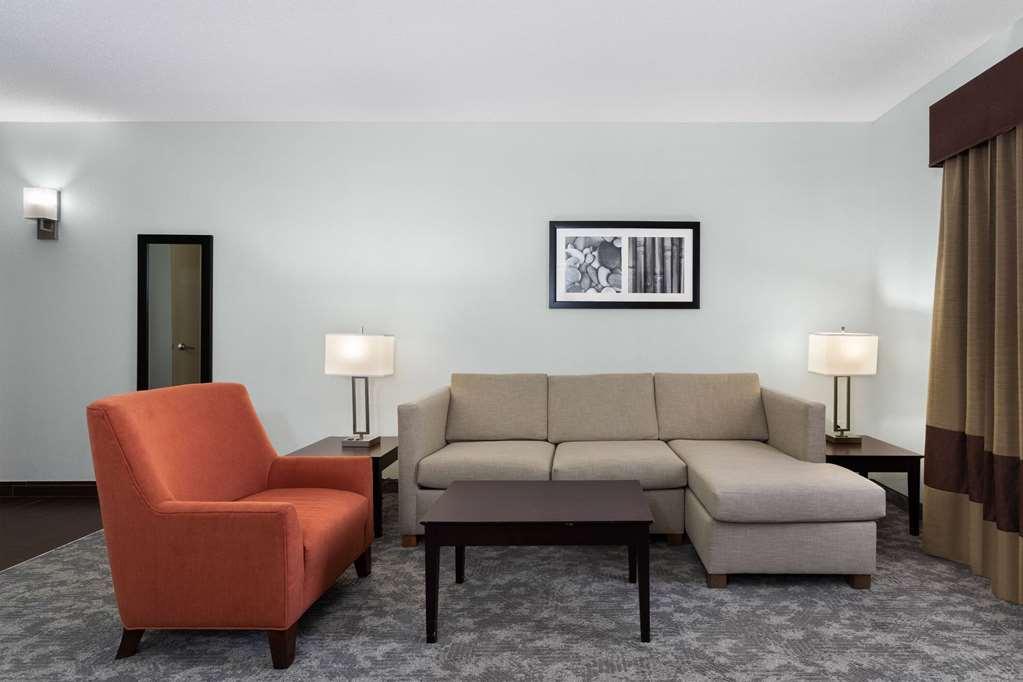 La Quinta By Wyndham Bonita Springs Naples North Hotel Стая снимка
