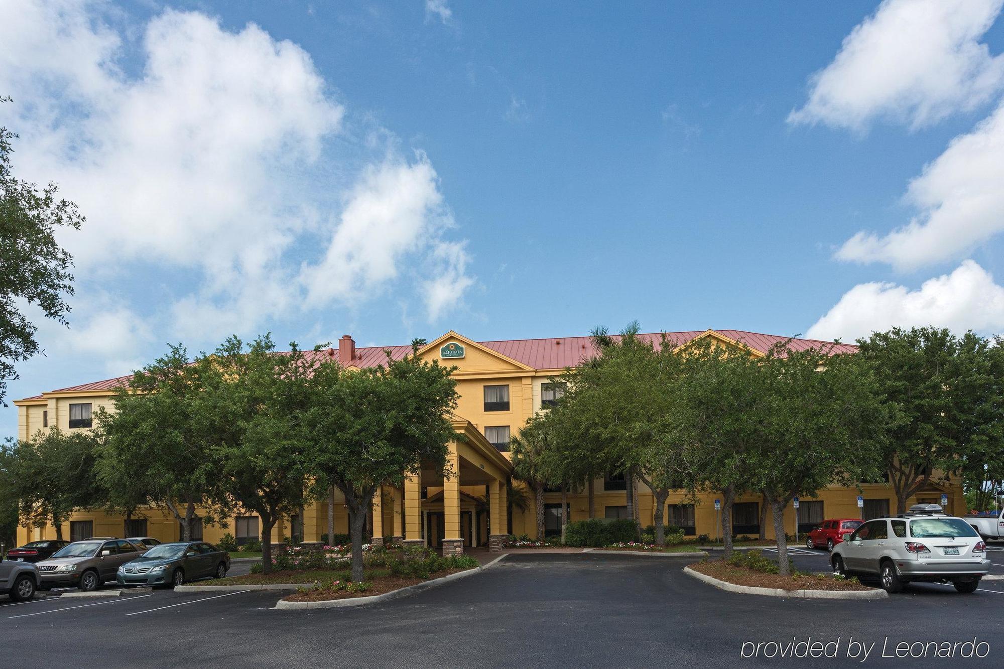 La Quinta By Wyndham Bonita Springs Naples North Hotel Екстериор снимка