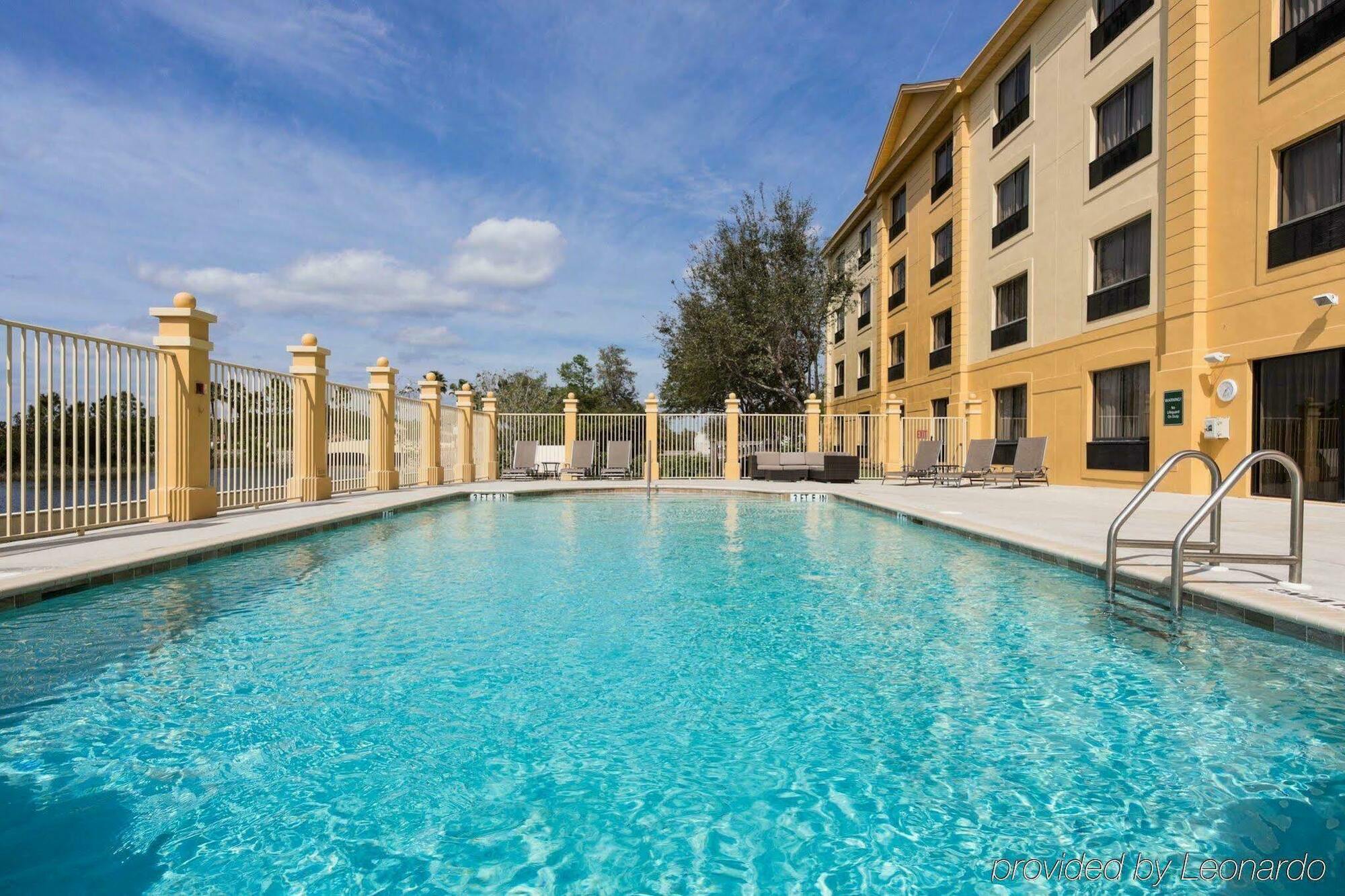 La Quinta By Wyndham Bonita Springs Naples North Hotel Екстериор снимка